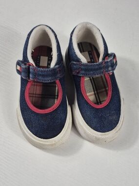 Tommy Hilfiger denim Mary Jane-style sneakers Size 5.5 TODDLER